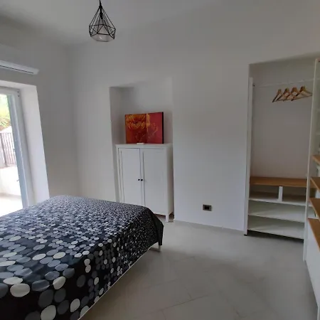 Apartment Delizioso Forio Centro *
